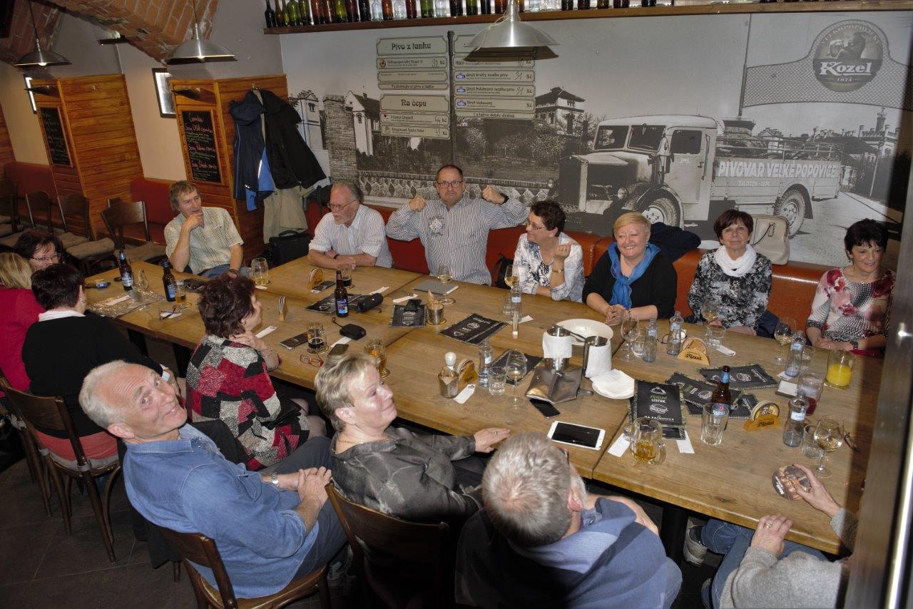 Panorama ze schodů - bez dámského koutu